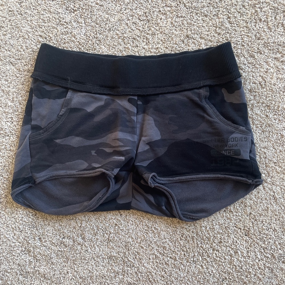 BETTER BODIES CAMO SHORTS